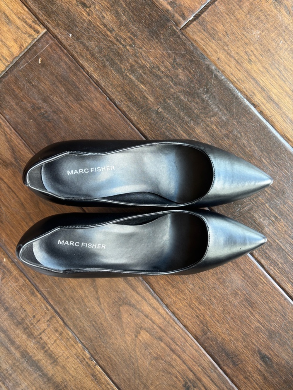 NWOT Marc Fisher Black Pointed-Toe Leather Pumps